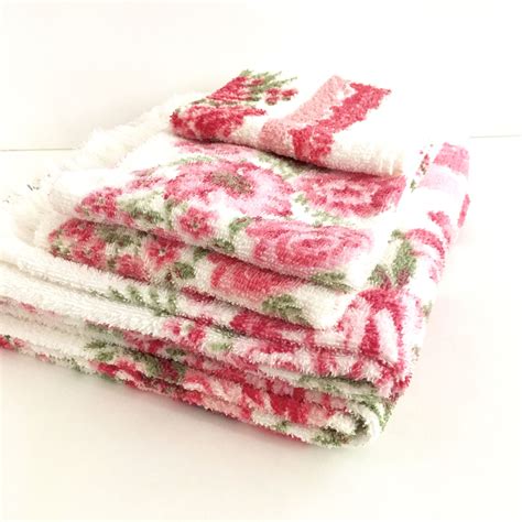 Vintage Towels Pink Roses Stripes Pieces Set Etsy Vintage Towels