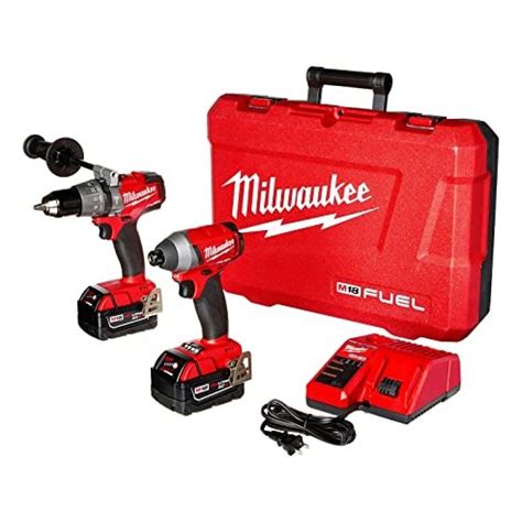 Milwaukee Combo Kit Taladro Martillo Y Destornillador De Impacto