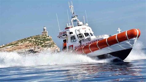 Mare Sicuro Bene I Controlli In Campania Ma Resta Il Problema