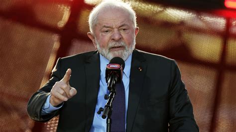 Volta de Lula à cena internacional posições distantes às dos países