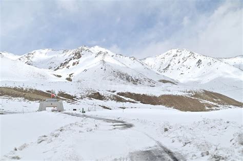 Road To Khunjerab Pass Border between Pakistan and China during Winter Stock Image - Image of ...