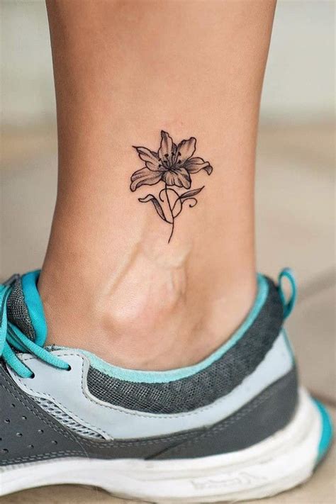 Id Es De Tatouage Fleur De Lys Et Son Signification Mode Et Beaut