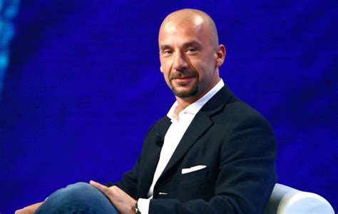 Lutto Nel Mondo Del Calcio Morto Gianluca Vialli Il Giornale Del Lazio