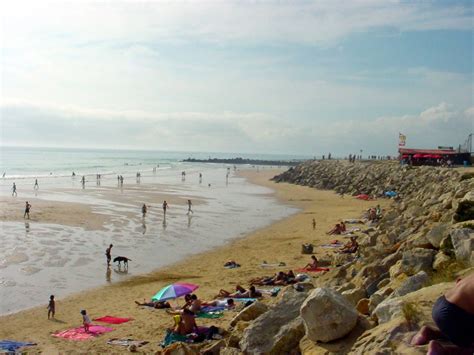 Praia Nova Costa Da Caparica Almada All About Portugal