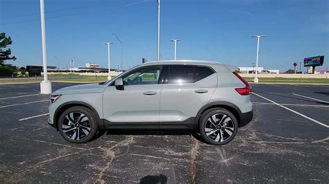 2024 Volvo XC40 B5 Plus Bright Theme OK Oklahoma City Norman Edmond