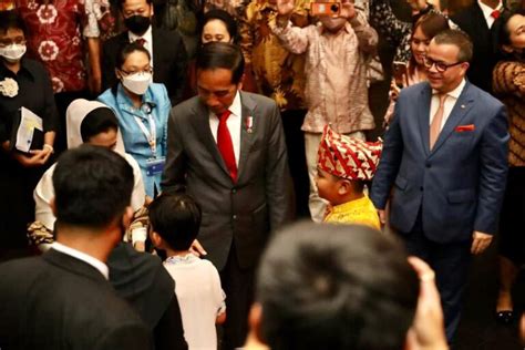 Foto Presiden Jokowi Tiba Di Phnom Penh