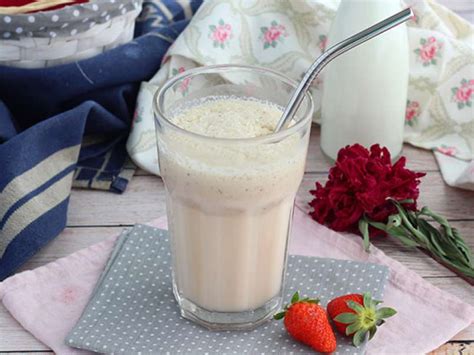 Milkshake De Morango E Baunilha Receita Petitchef