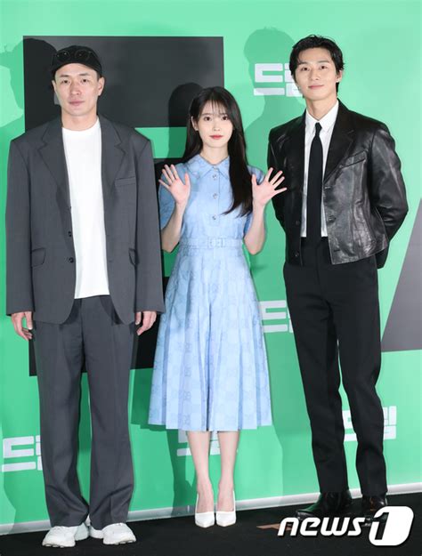 Iu Stuns For Fresh Beauty At Dream Press Conference Kpopstarz