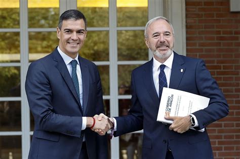 La reunión de Sánchez en Moncloa con Clavijo Azcón y Chivite en