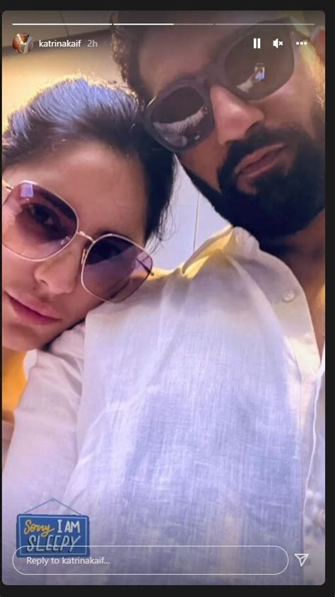 Katrina Kaif Shares Romantic Selfie With Vicky Kaushal आंखों में भरी