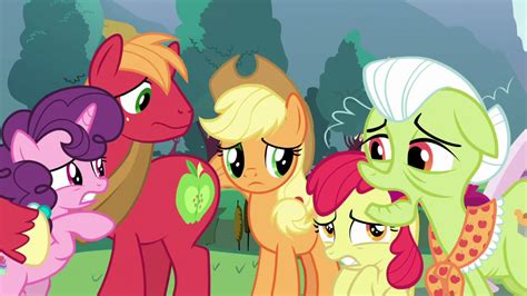 Safe Screencap Apple Bloom Applejack Big Macintosh