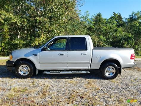 2001 Ford F150 Xlt Supercrew In Silver Metallic Photo 2 A06235 All