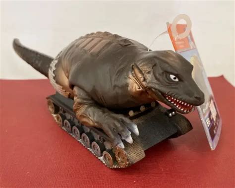 Bandai Ultraman Kaiju Ultra Monster Series Dinosaur Tank