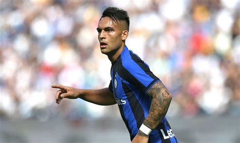 L Inter Si Aggrappa A Lautaro Poteva Andare Al Barcellona Ora Lo