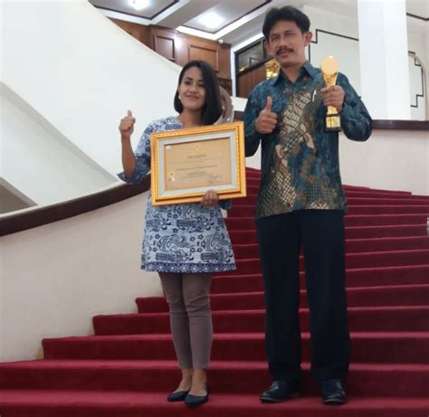 Sido Muncul Raih Penghargaan Csr Award Kategori Perusahaan Swasta