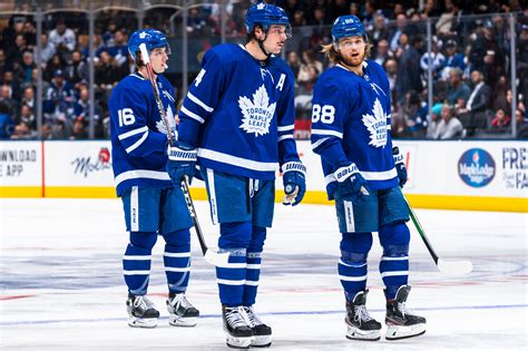 Three Lines Three Stars What Spreading Out Auston Matthews Mitch