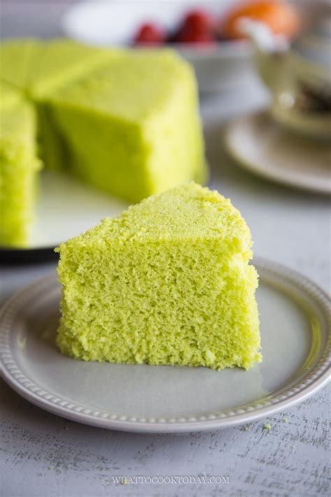 Steamed Pandan Sponge Cake Whole Egg Method 4 Ingredients Only