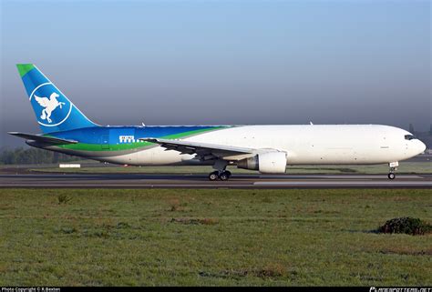 4X IAJ Challenge Airlines IL Boeing 767 3Q8ER BDSF Photo By R Bexten