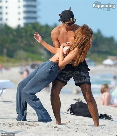 Haley Kalil Flaunts Her Sexy Bikini Body On The Beach In Miami Photos TheFappening