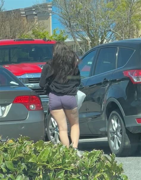 Nice Looking Ass In Purple Spandex Shorts Shopping Short Shorts Volleyball Forum