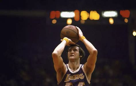 Muere Jerry West El Basquetbolista Que Aparece En El Logo De La Nba