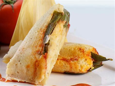 Tamal De Rajas Con Queso Mexican Food Recipes Mexico Food Food