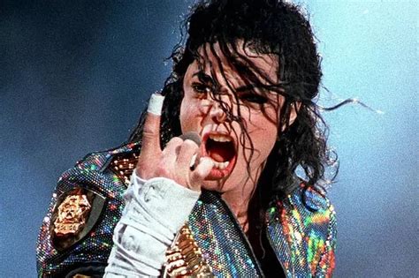 麥可傑克森 Michael Jackson 音樂版權出售價格高達 9 億，將創歷史紀錄引發討論！ Juksy 街星