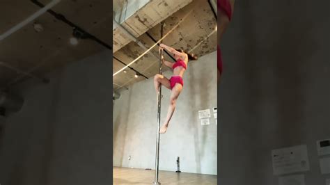 熊田曜子 Pd Pole Poledance ポールダンス 始めて1年4ヶ月 News Wacoca Japan People Life Style