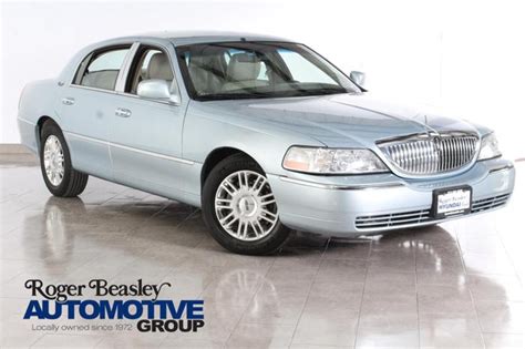 2011 Lincoln Town Car Signature Limited Signature Limited 4dr Sedan For Sale In Kyle Texas