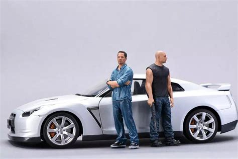 1:24 Dominic Toretto / Vin Diesel Resin Figure (Fast and the Furious ...