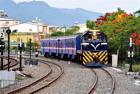 復古藍皮解憂號列車~花東海岸線巡禮精緻小環島3天 行家旅遊tw