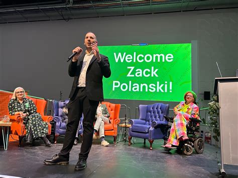Labour 'shocked' as hundreds queue up to see Zack Polanski in Wakefield