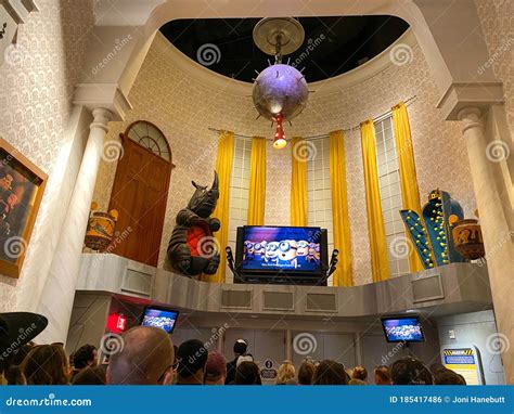 The Interior of the Despicable Me Minions Ride at the Universal Studios ...