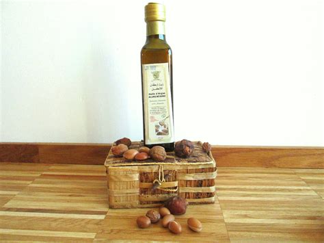 Exclusive Moroccan organic argan oil for food use.