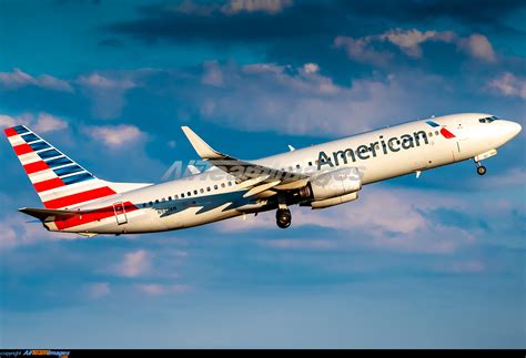 Boeing 737 823 American Airlines N940AN AirTeamImages