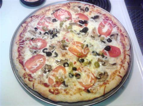 New York Style Pizza Recipe - Poor Man's Gourmet Kitchen