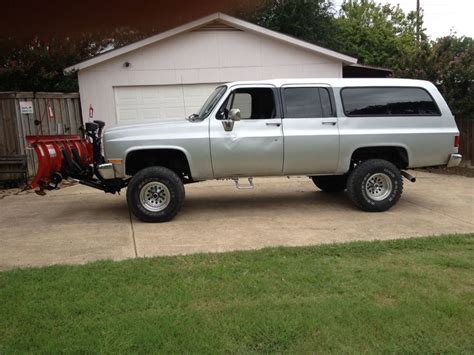 Pin by Maurice Mayhew on Chevy Suburban Highlift | Chevrolet suburban ...