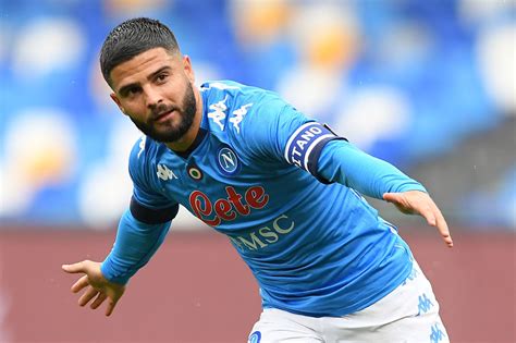 Report Arsenal And Chelsea Still Keeping Tabs On Lorenzo Insigne