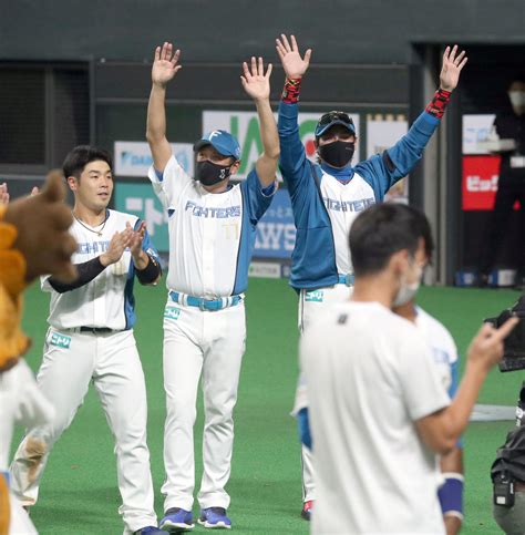 【日本ハム】新庄ビッグボス「中島君の足。ものすごく入りがいい」代走中島卓也サヨナラ生還絶賛 プロ野球写真ニュース 日刊スポーツ