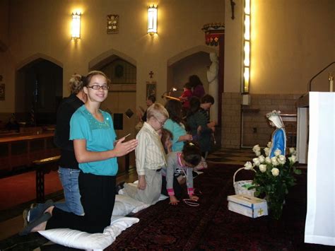 Children's Rosary: Feast of the Holy Rosary