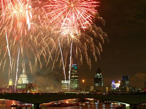 Banging Bonfire Night Firework Displays in London 2020 | Guy Fawkes ...