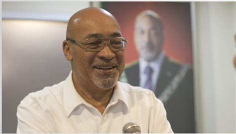 Oud President Bouterse Is Vandaag Jaar Geworden Foto S Video S