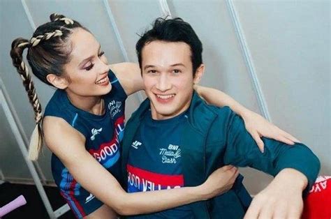 Cinta Laura Rayakan Ulang Tahun Arya Vasco Sikap Tak Terduga Sang