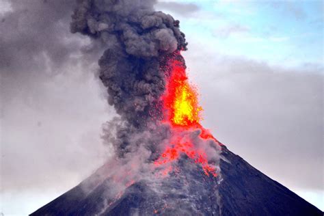 Pnp Magtatalaga Ng Dagdag Na Puwersa Sa Bicol Dahil Sa Bulkang Mayon