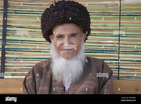 Turkmen Traditional Dress Hi Res Stock Photography And Images Alamy