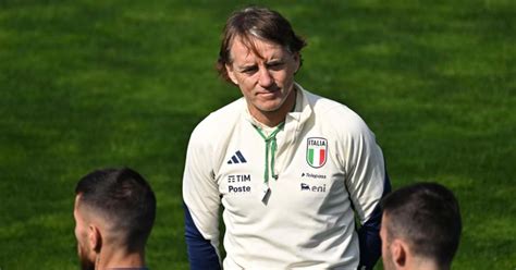 Roberto Mancini a demisionat din funcţia de selecţioner al echipei