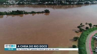 Boa Noite Esp Rito Santo Cheia Do Rio Doce Deixa Munic Pios De