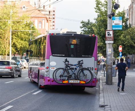 Tot Mai Multe Autobuze Din Cluj Napoca Vor Avea Suport Pentru Biciclete