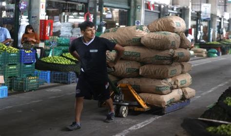 Ayer Ingresaron M S De Toneladas De Alimentos A Mercados