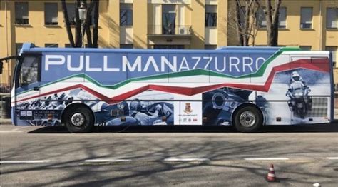 Sicurezza Stradale Il Pullman Azzurro Della Polizia In Maremma